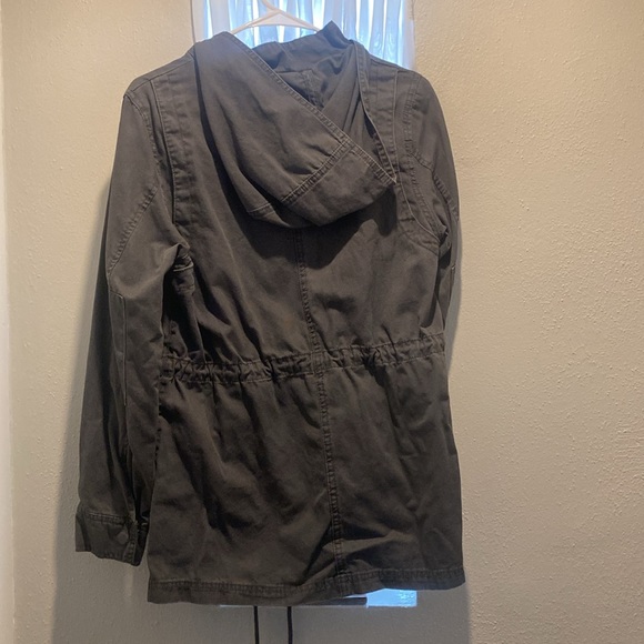 Universal Threads jacket - Picture 2 of 4